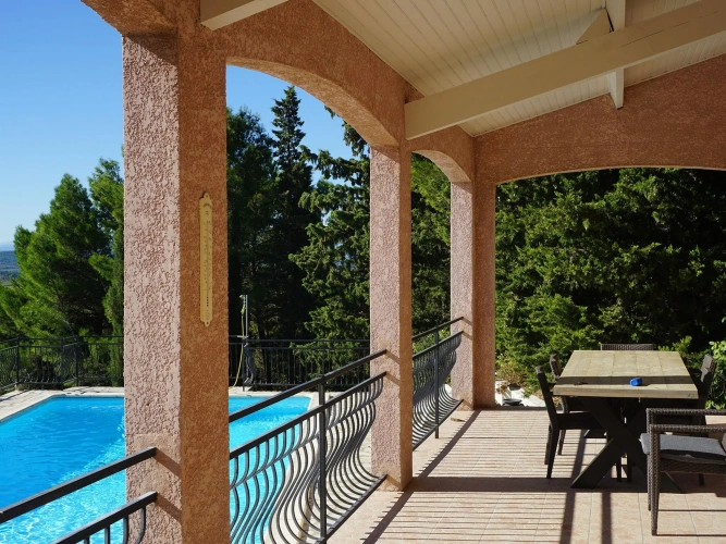 Villa
