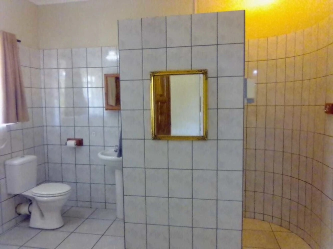 Khesa Guesthome