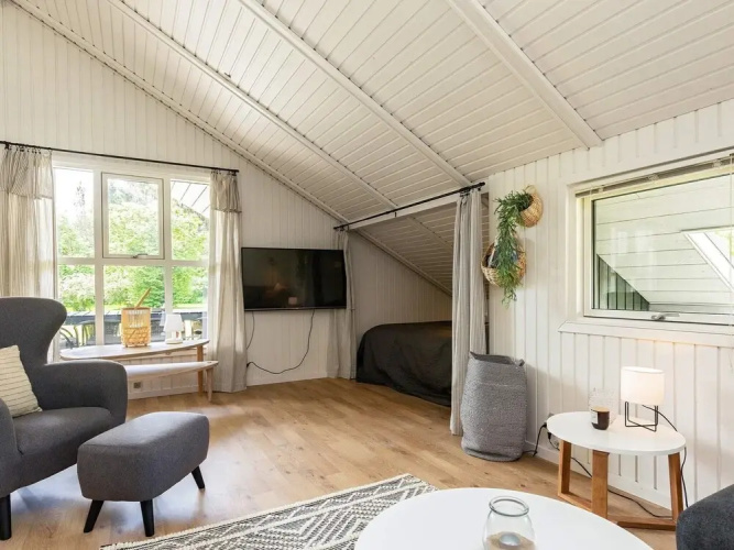 8 Person Holiday Home in Hojslev