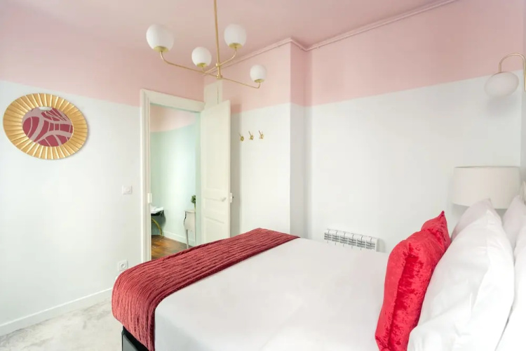 Luxury 2 Bedroom 2 Bathroom - Louvre Museum