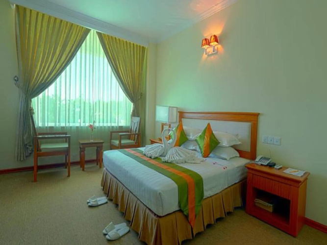 Apex Hotel