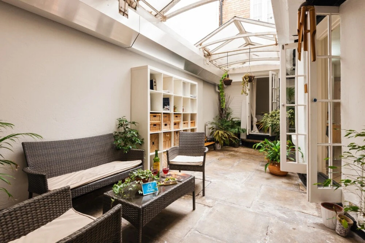 The Gloucester Terrace Abode - EFG
