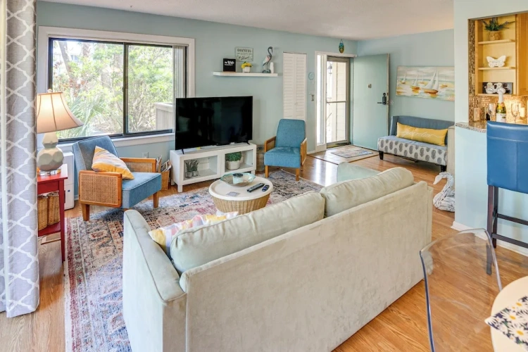 2 Bedrooms Apartment