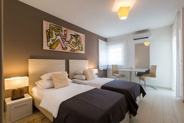 1 Bedroom Standard Twin room
