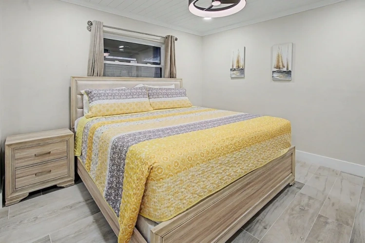 4 Bedrooms Cottage