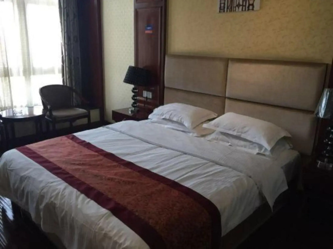 Heng 8 Hotel Chain (Shaoxing Binhai Store)