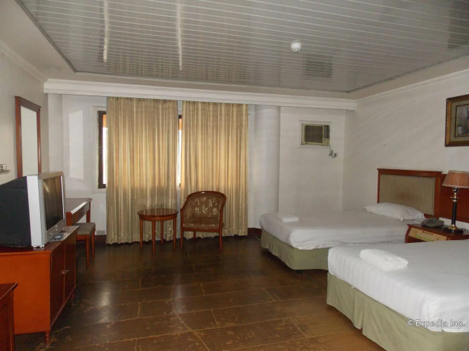 Grand Regal Hotel Bacolod