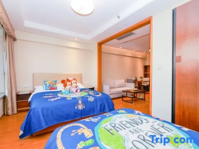 Deluxe Family Suite