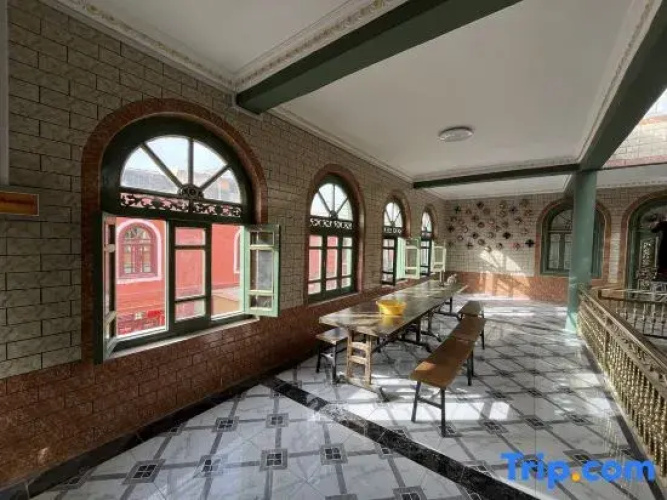 Manjiang Homestay (Bageqi Alley)