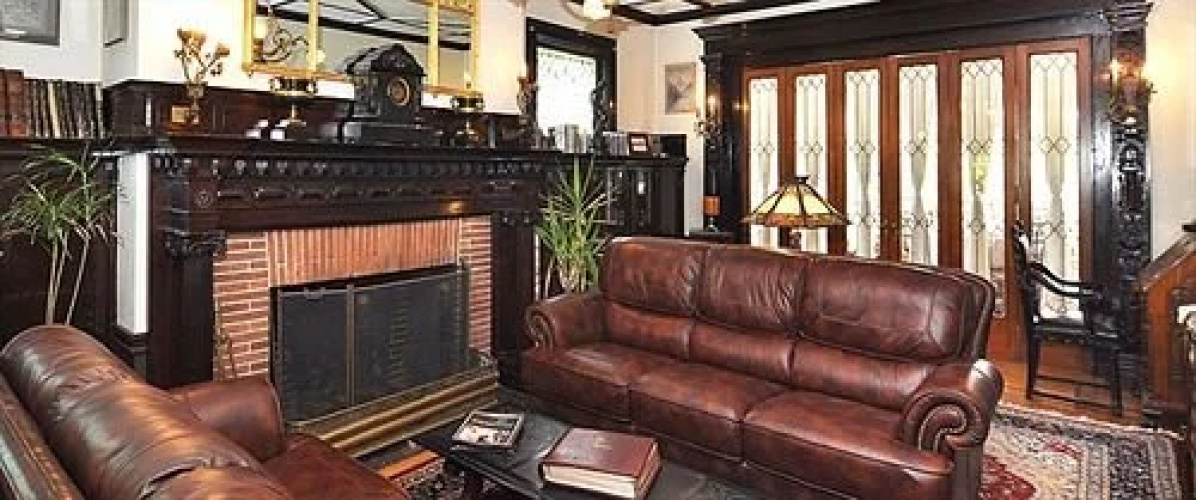 Edgewood Manor