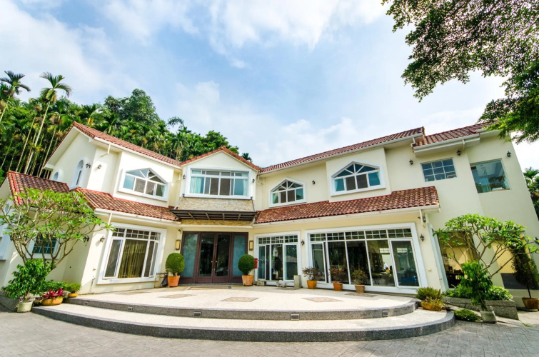 Butchard villas