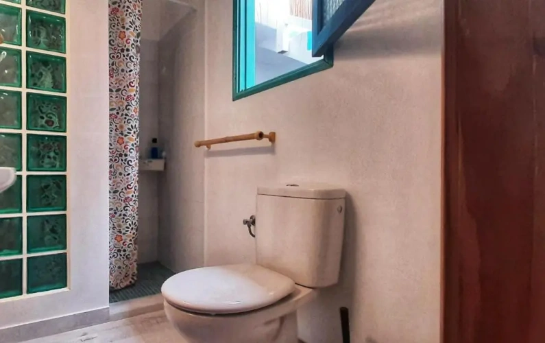 2 Bedrooms Quadruple Apartment
