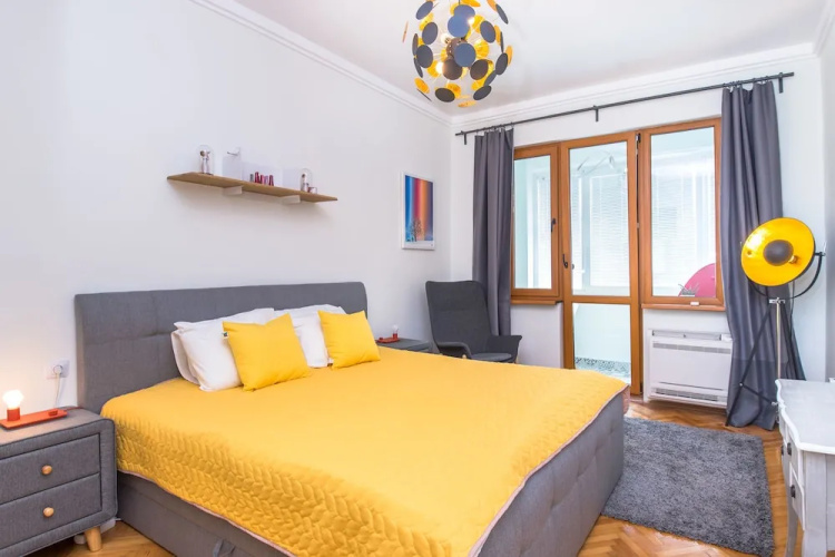 FM Luxury 1-BDR Apartment - Designer Business