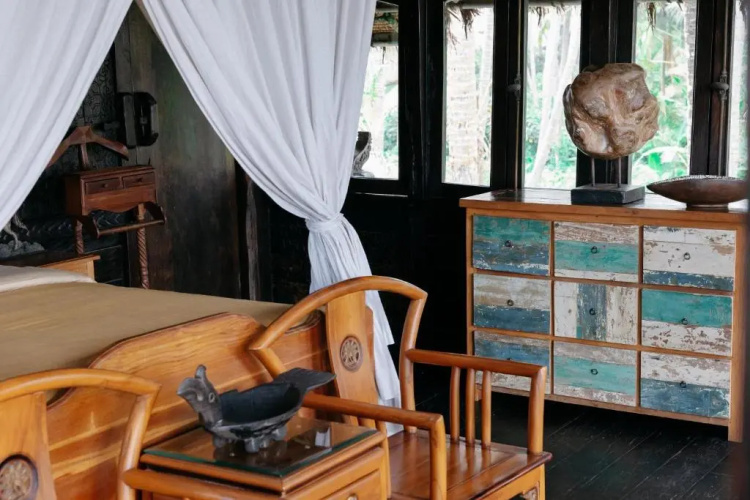 Most Exotic Beachfront Villa Keong