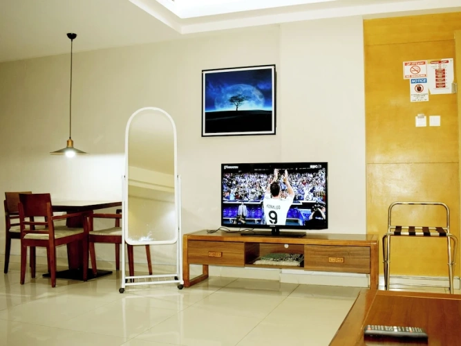 2 Bedrooms Family Suite with city view