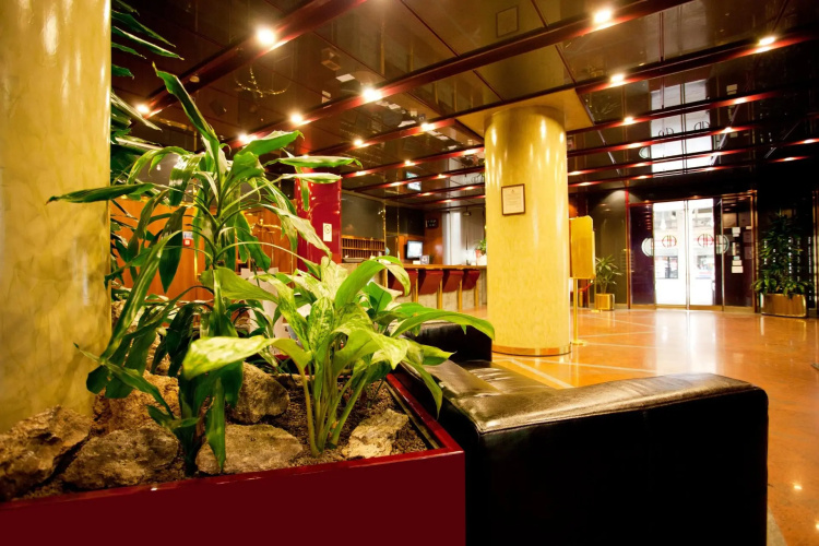 Hotel Diplomatic