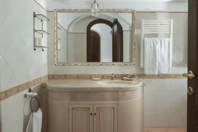 Estate4home - Villa Degli Dei