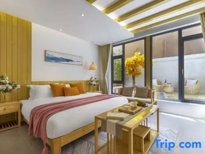 Deluxe Family Suite