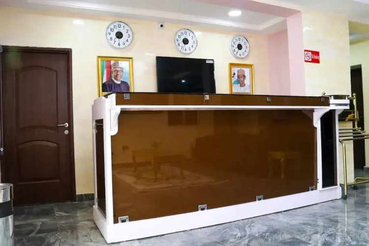 Madaki's Executive Suites