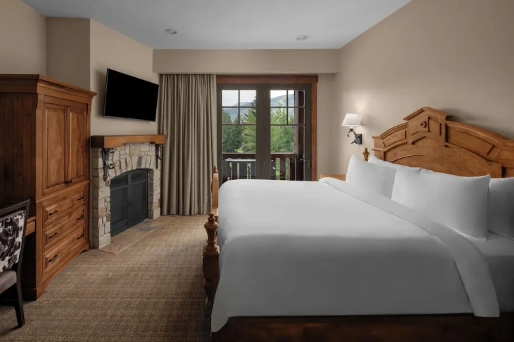 1 Bedroom Grand Suite with balcony