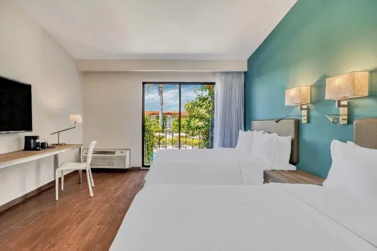 Executive Quadruple room with balcony