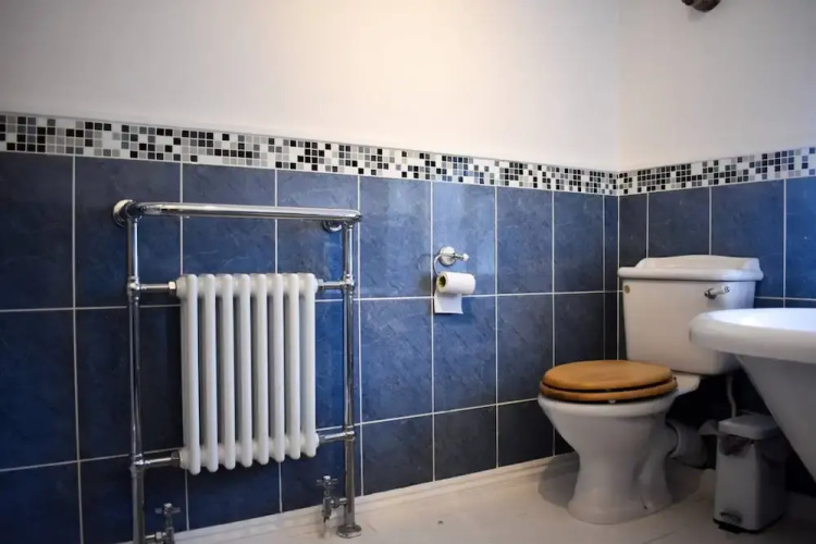 Stylish 2 Bedroom House Next to Brighton Station