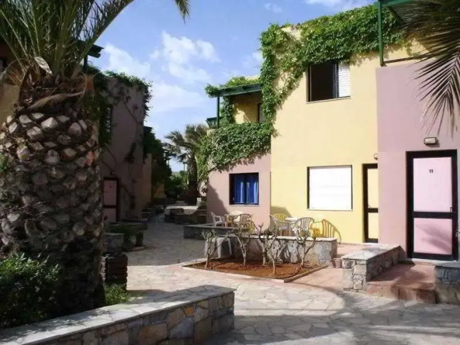 Kaissa Beach Apartments