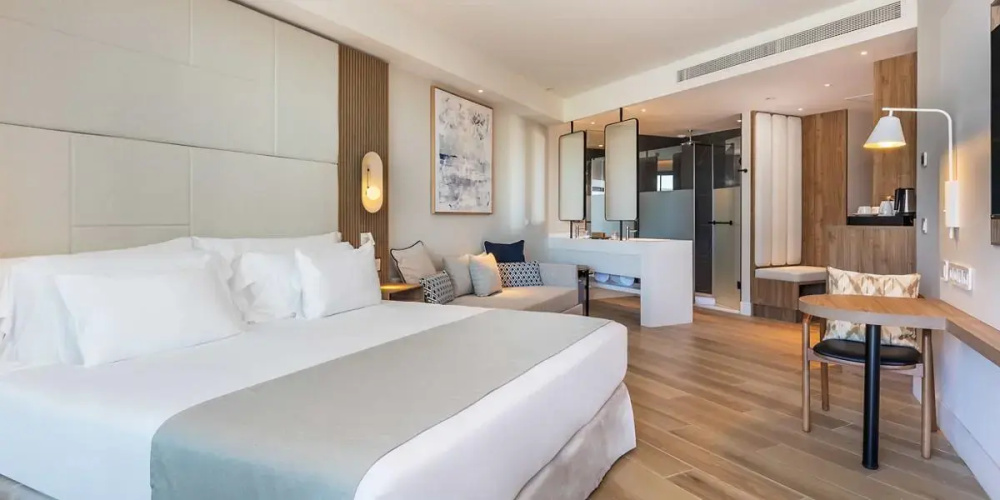 Deluxe Junior Suite