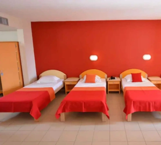 1 Bedroom Standard Quadruple room