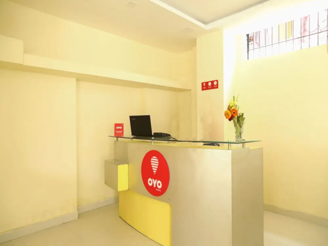 OYO 10781 Parashar Legacy
