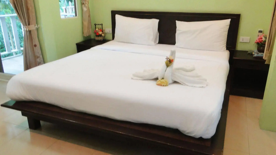 Baan Suan Chong Khao Resort