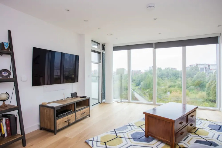 Luxury 2 Bedroom 2 Bathroom Flat