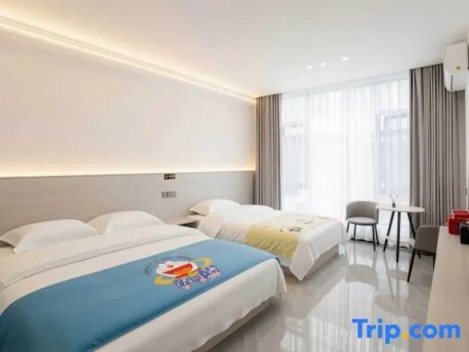 Standard Twin Family room