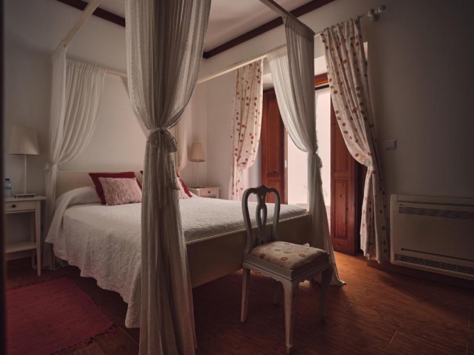 3 Bedrooms Cottage with view