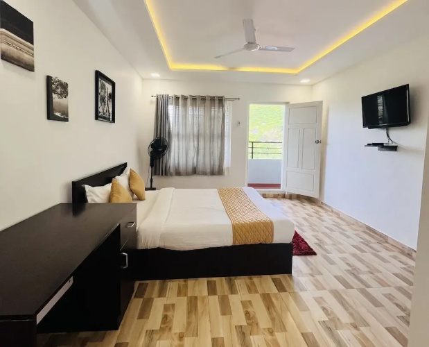 7 Malai Residency