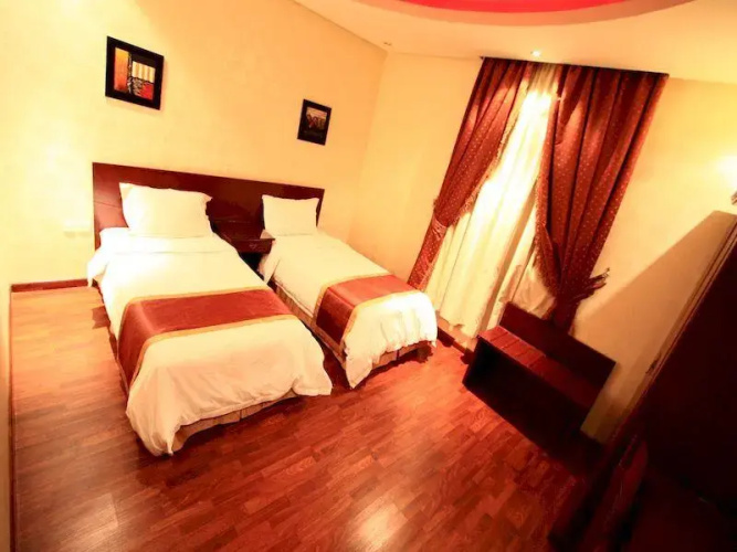 Rest Night Hotel Suites- AL Ta`awon