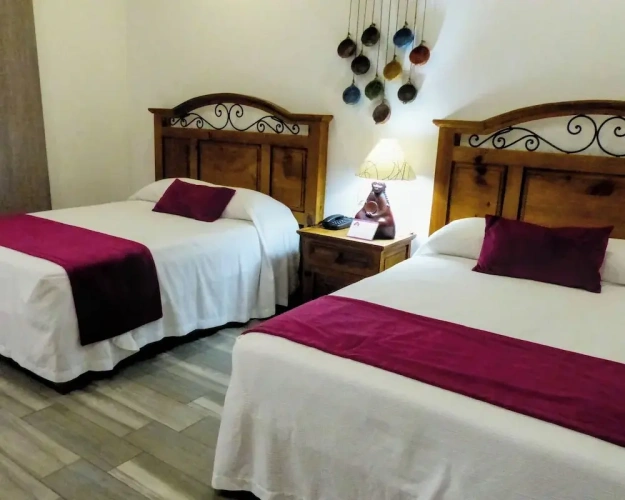 Deluxe Quadruple room with pool view