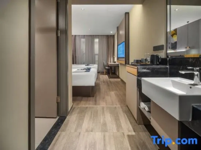 Standard Twin Family room