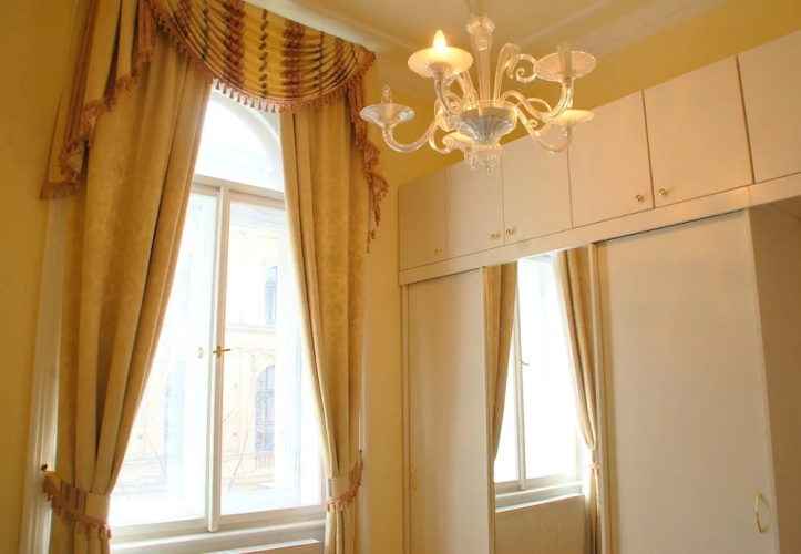 Bohemia Antique Apartment