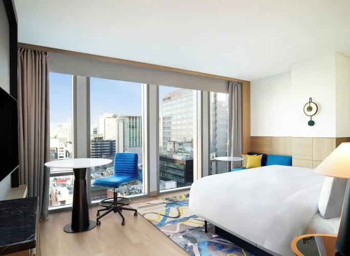 Deluxe Double Club (Lounge Access for 2 guests) room