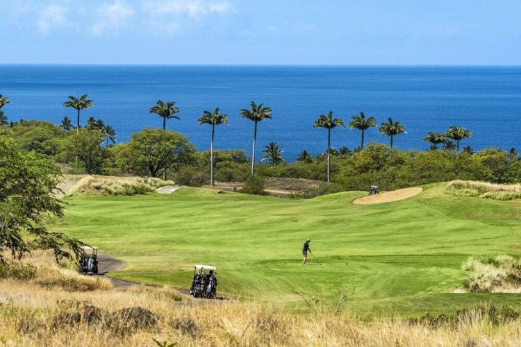 Wai'ula'ula A102 by RedAwning