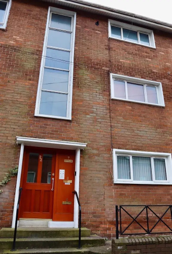 York Rd area 2 bed