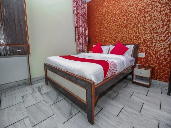 OYO 15242 Hotel Rathi Palace