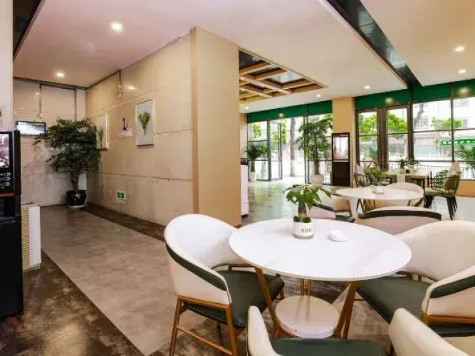 Hetai Express Hotel