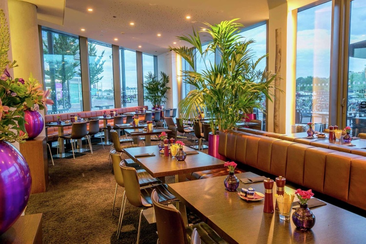 DoubleTree by Hilton Amsterdam Centraal Station photo 31