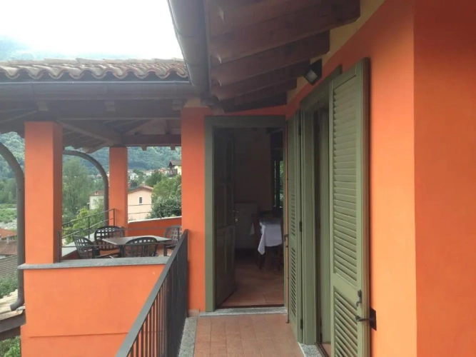 1 Bedroom Apartment with lake view