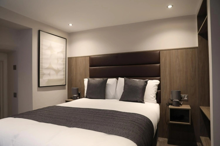 Reem Hotel