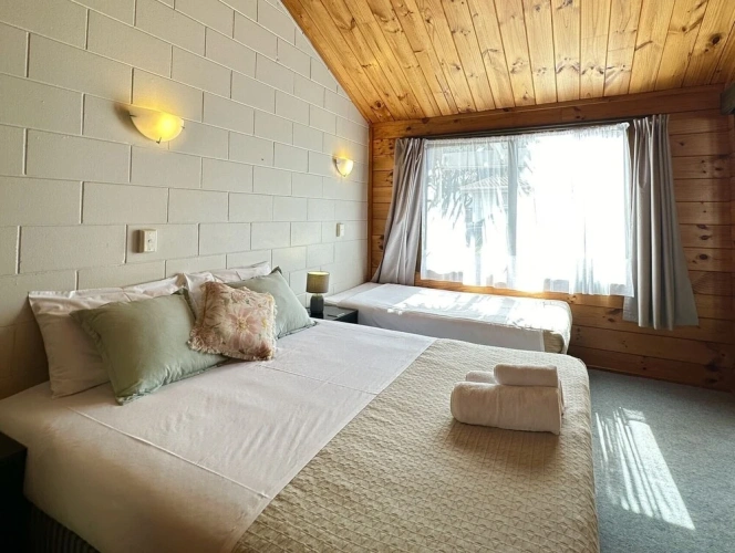 2 Bedrooms Comfort Basement Suite