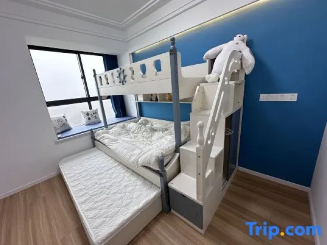 6 Bedrooms Standard room