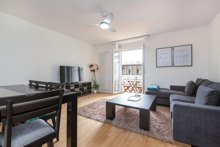 2 Bedrooms Executive Apartment